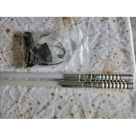 2 Star Wars Lightsabers