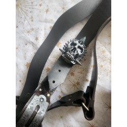 Pirates. Steampunk. Premium leather replica ready to carry two pirate pistols