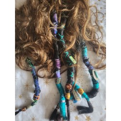 Pirate wig with braid and jewelry