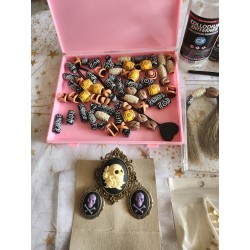 Pirate makeup, jewelry and accessories set