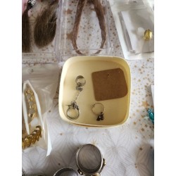 Pirate makeup, jewelry and accessories set
