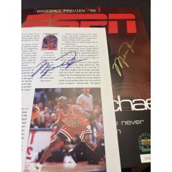Rare article de magazine original autographié par Michael Jordan, page 1993 NBA